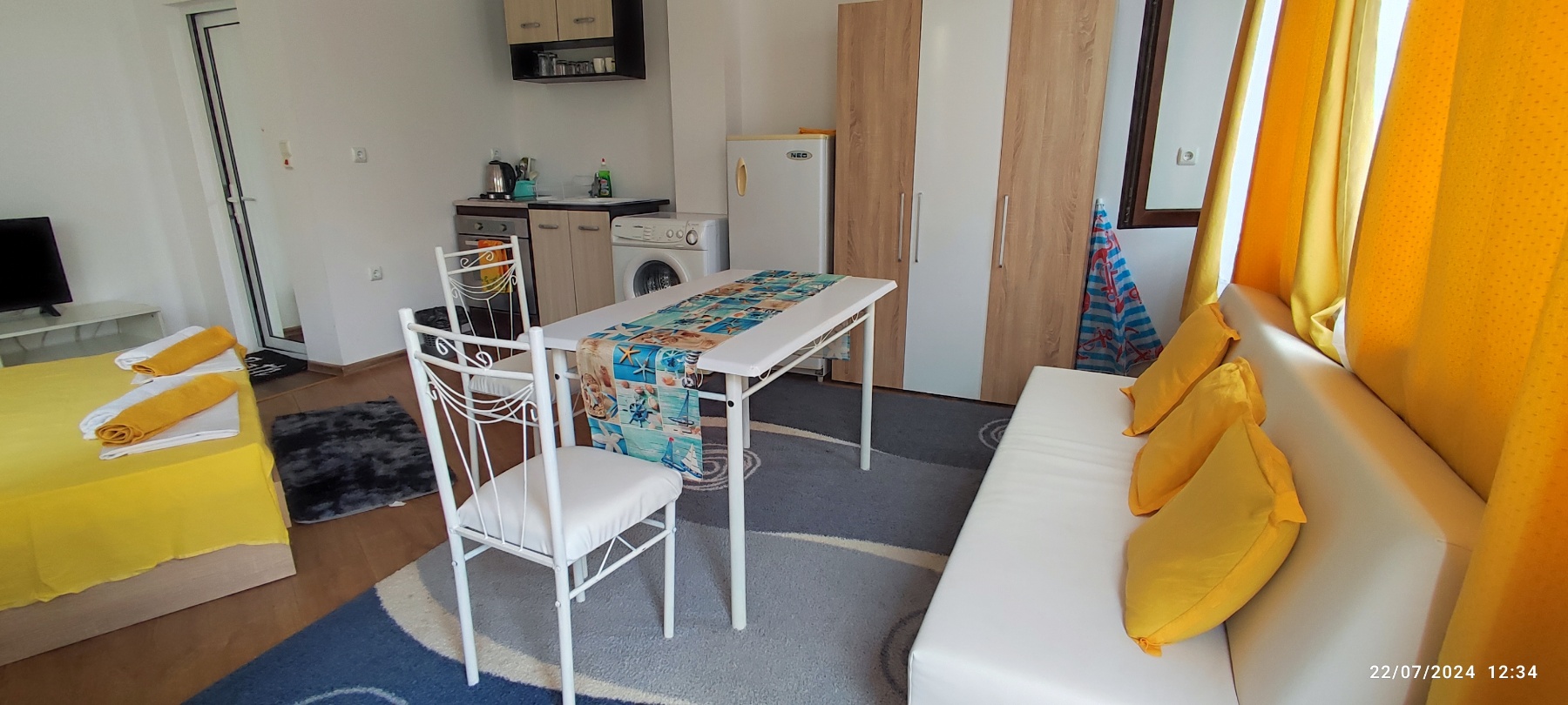 Голяма снимка